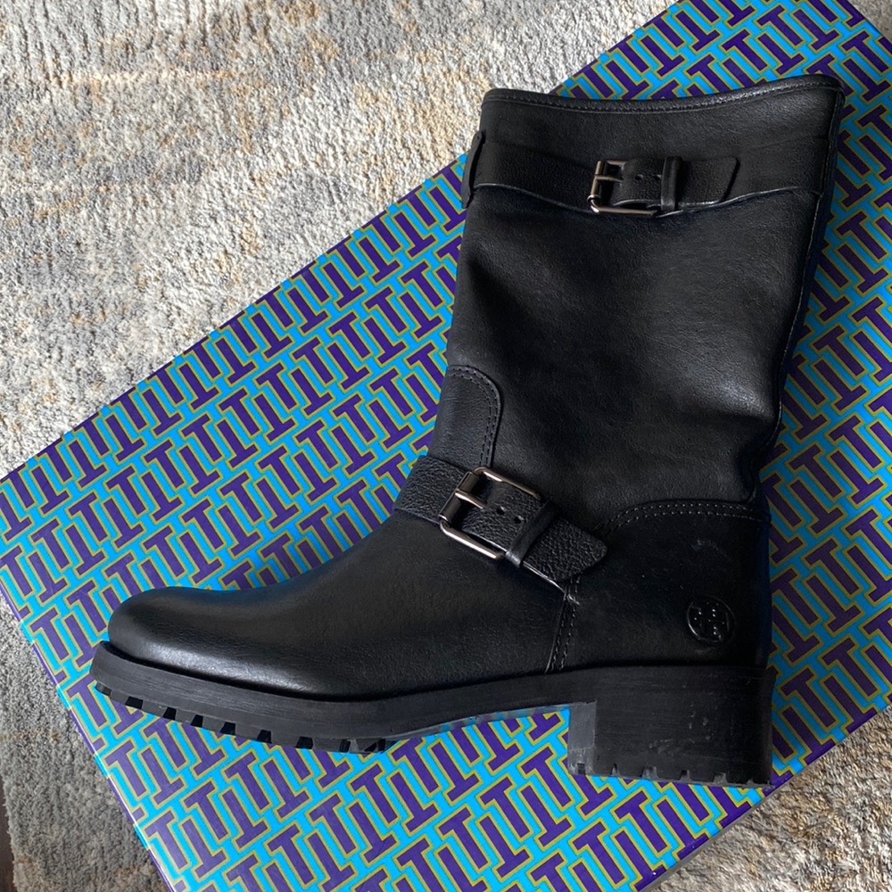 Tory Burch Leather black boot size 9M